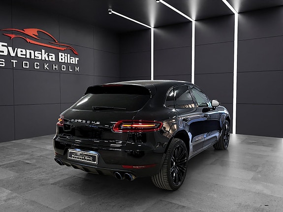 Porsche Macan S 8 of 27