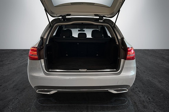 Mercedes-Benz C220 d 10 of 24