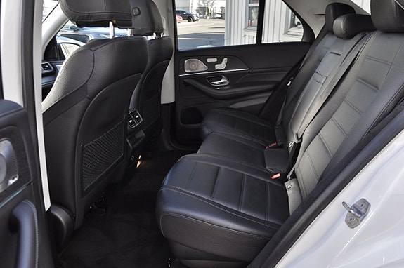 Mercedes-Benz GLE450 8 of 19