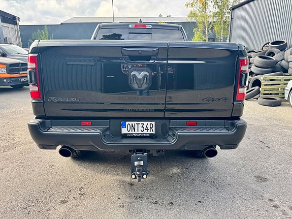 Dodge RAM 1500 3 of 5