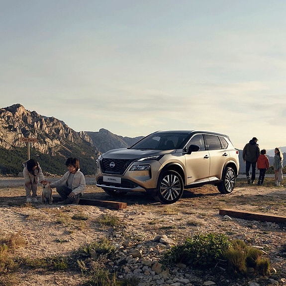 Nissan X-Trail 3 of 11