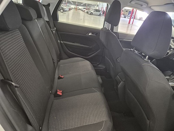 Peugeot 308 5 of 5