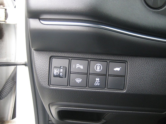 Honda HR-V 11 of 16