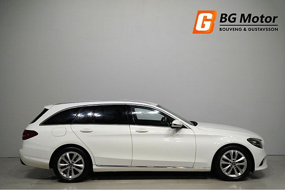 Mercedes-Benz C220 d 3 of 15