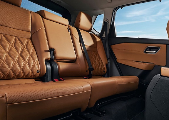Nissan X-Trail 4 of 6