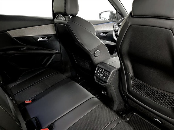 Peugeot 3008 14 of 17