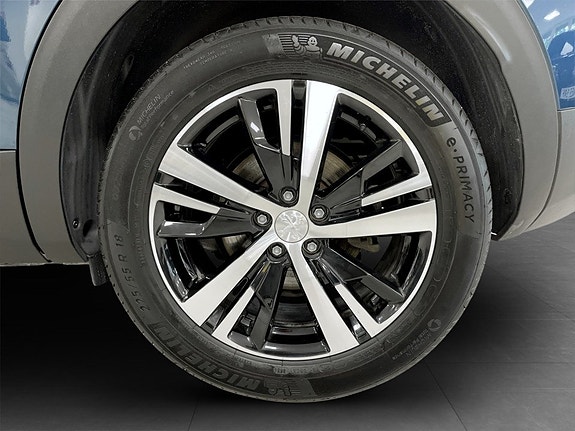 Peugeot 3008 16 of 17