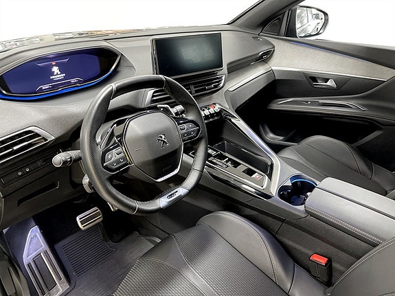 Peugeot 3008 4 of 5