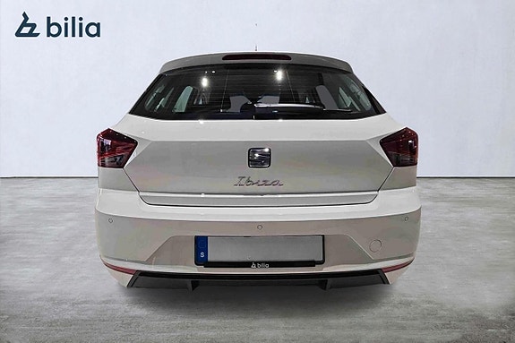 Seat Ibiza 4 of 5