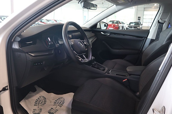 Skoda Octavia 8 of 14