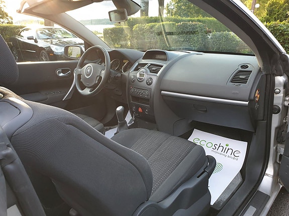 Renault Megane 14 of 24