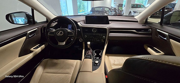 Lexus RX450h 6 of 13