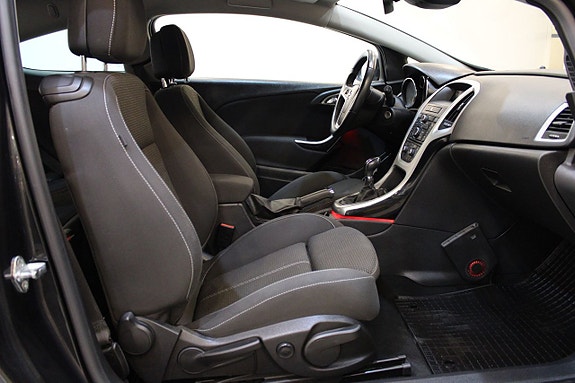 Opel Astra 8 of 10