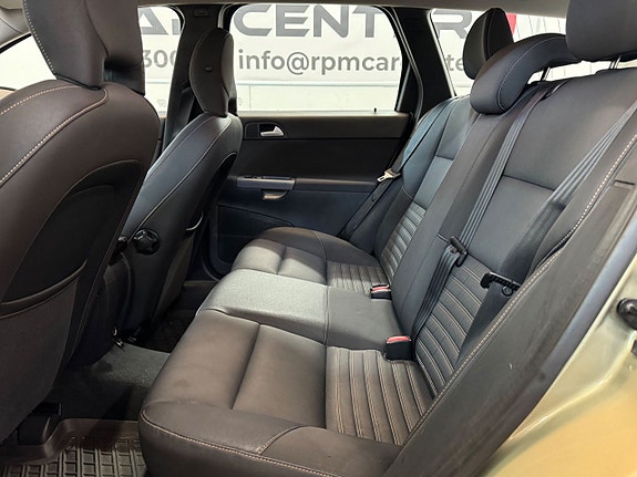 Volvo V50 15 of 16