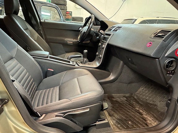Volvo V50 14 of 16