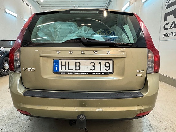 Volvo V50 7 of 16