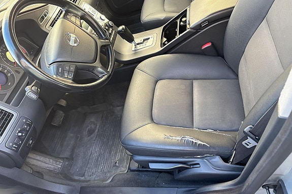 Volvo V70 8 of 11