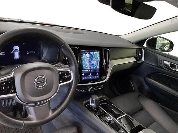 Volvo V60 8 of 12