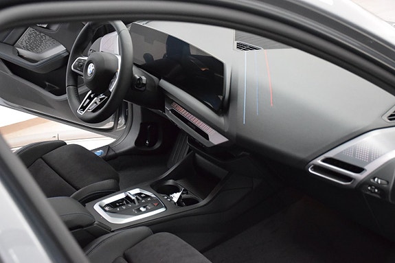 BMW 120 18 of 21