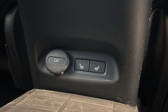 Volvo C40 18 of 27