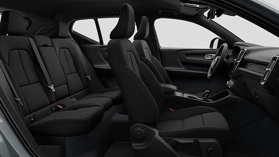 Volvo EX40 14 of 16