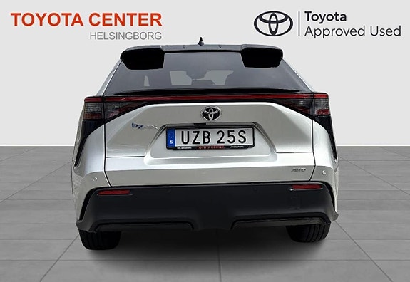 Toyota bZ4X 5 of 13