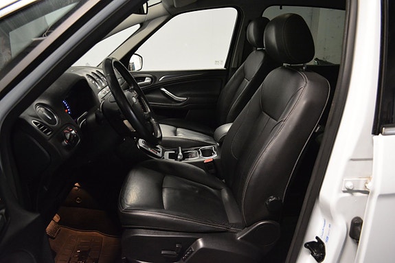 Ford S-MAX 11 of 18