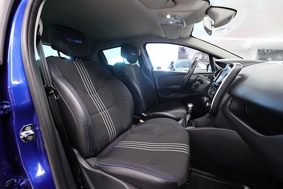 Renault Clio 13 of 20