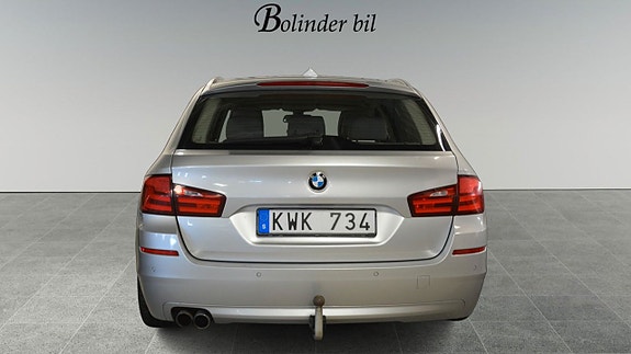 BMW 523i 5 of 5