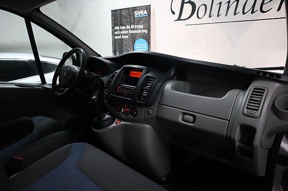 Renault Trafic 12 of 13
