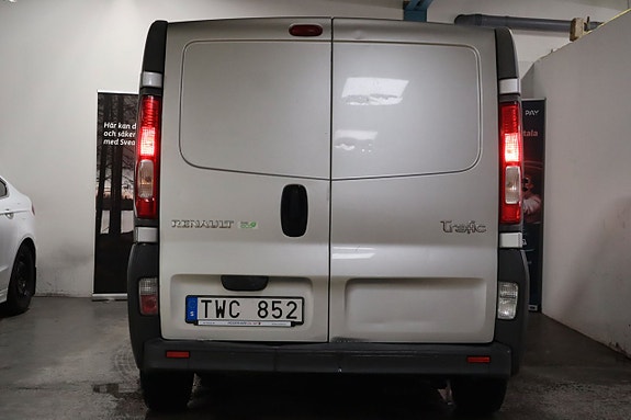 Renault Trafic 5 of 13