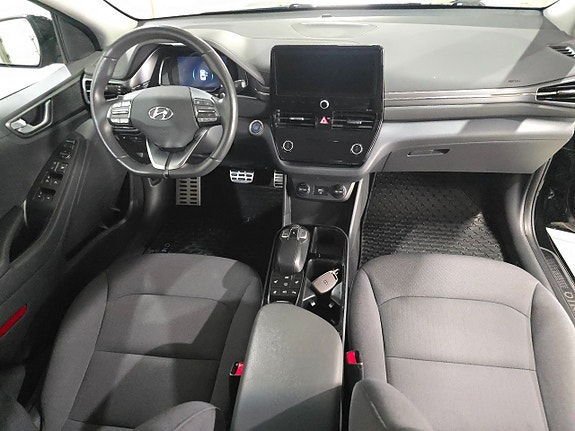 Hyundai IONIQ 8 of 11