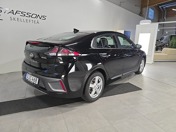 Hyundai IONIQ 4 of 5