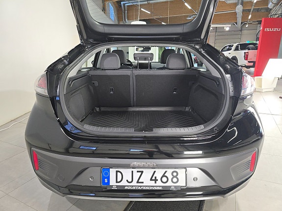 Hyundai IONIQ 5 of 5