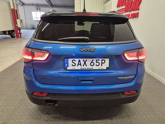 Jeep Compass 7 of 10