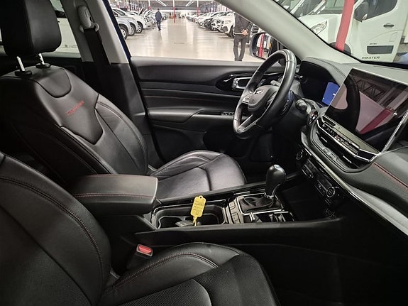 Jeep Compass 4 of 5