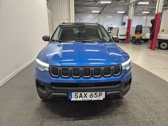 Jeep Compass 2 of 5
