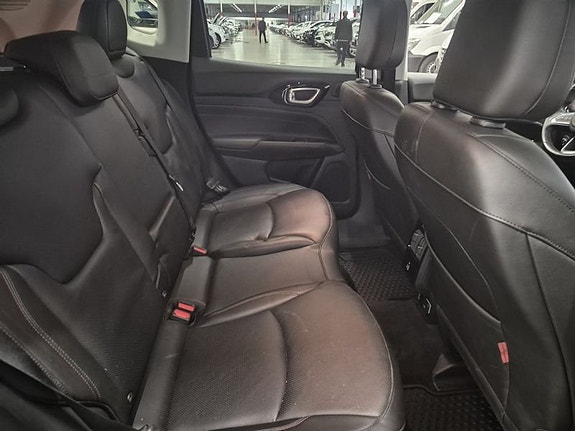 Jeep Compass 5 of 5