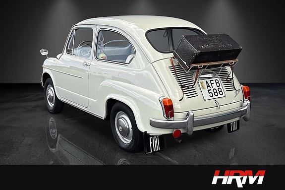 Fiat 600 4 of 5