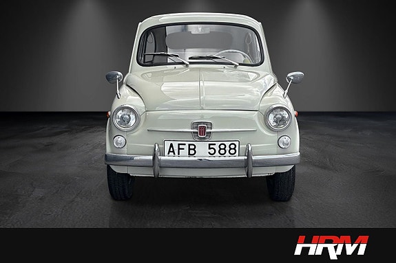 Fiat 600 2 of 5