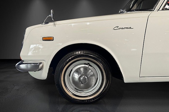 Toyota Corona 6 of 14