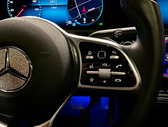 Mercedes-Benz A200 d 15 of 20