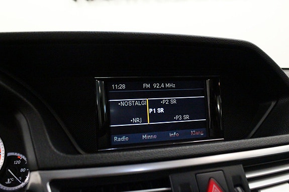Mercedes-Benz E350 17 of 19
