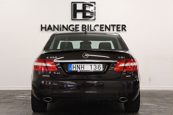 Mercedes-Benz E350 6 of 19