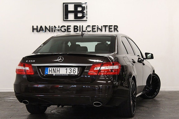 Mercedes-Benz E350 5 of 19