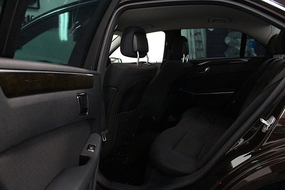 Mercedes-Benz E350 19 of 19