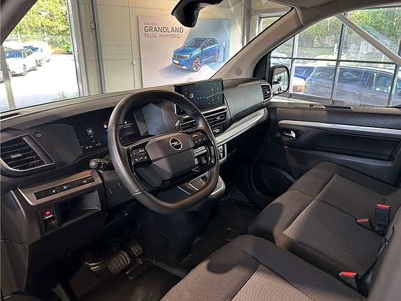 Opel Vivaro 7 of 14