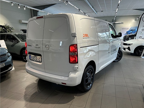 Opel Vivaro 4 of 5