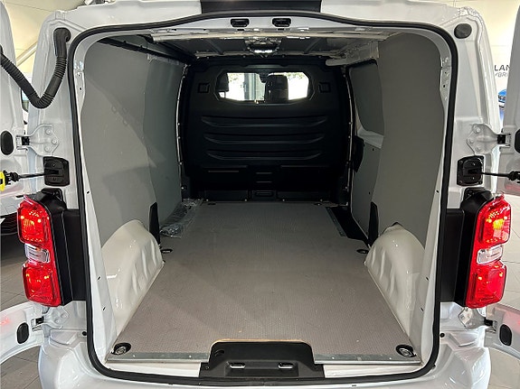 Opel Vivaro 14 of 14
