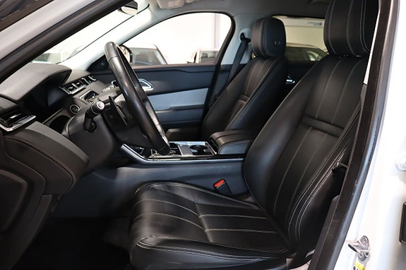 Land Rover Range Rover Velar 10 of 20